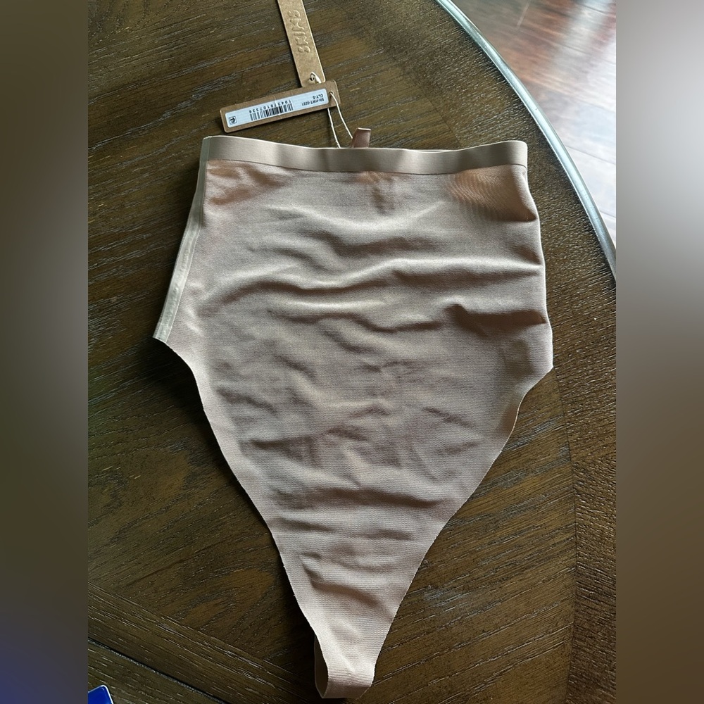 NWT SKIMS High-Waisted Nude Thong Shapewear